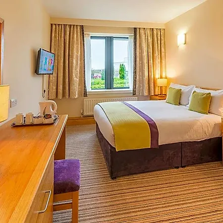Hotel Knock House 3*